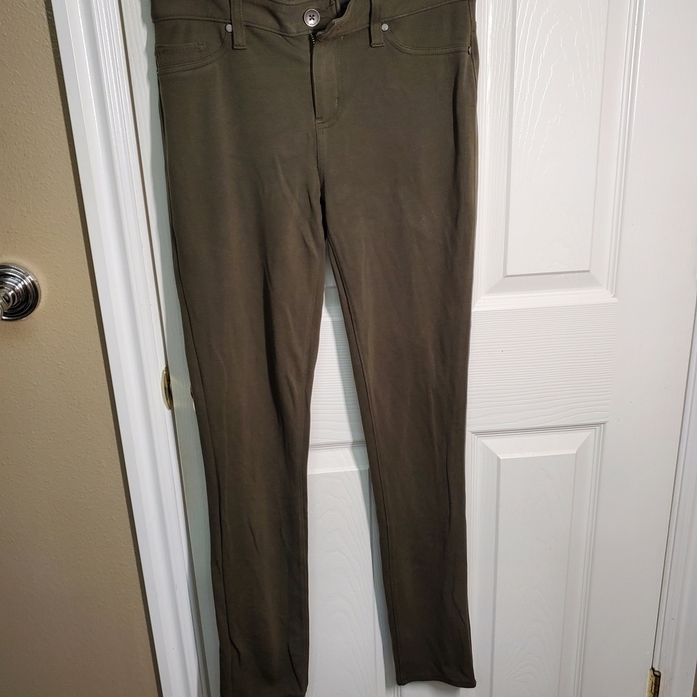 Calvin Klein Women's Olive Jeggings